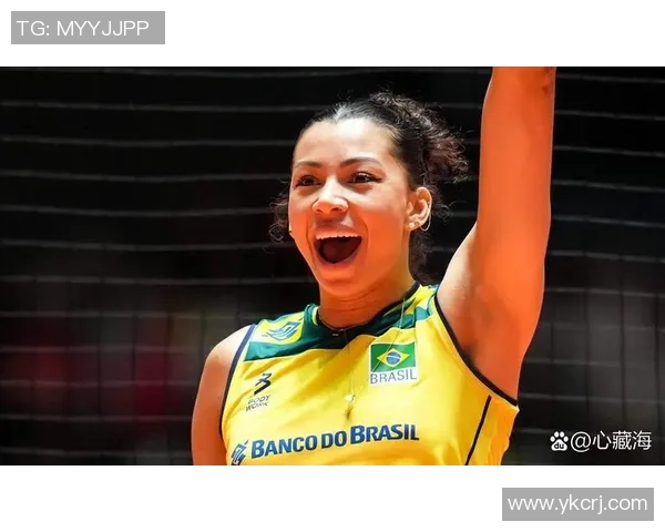 从默默无闻到足坛巨星：足球球员如何通过努力与机遇成就辉煌人生